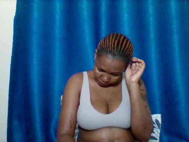 Sexyapple2002 webcam