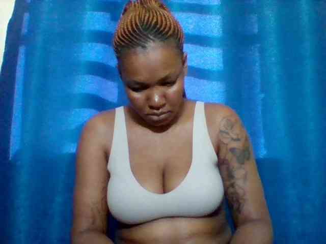 Sexyapple2002 webcam