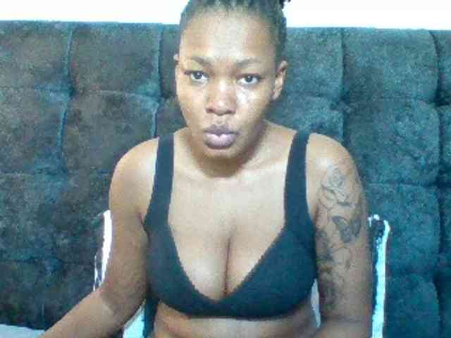 Sexyapple2002 webcam
