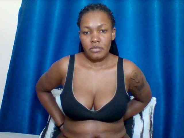 Sexyapple2002 webcam