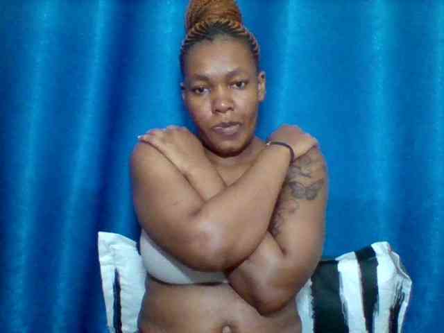 Sexyapple2002 webcam