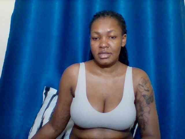Sexyapple2002 webcam
