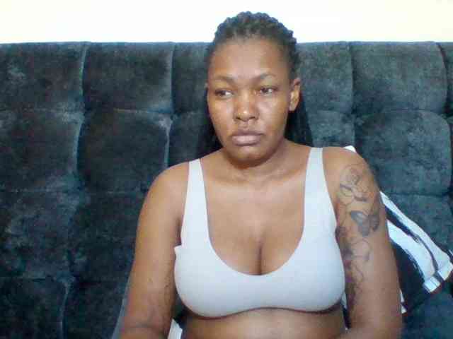Sexyapple2002 webcam