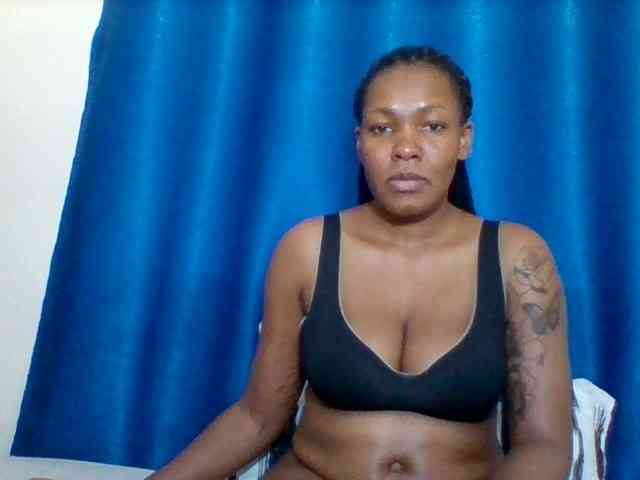 Sexyapple2002 webcam