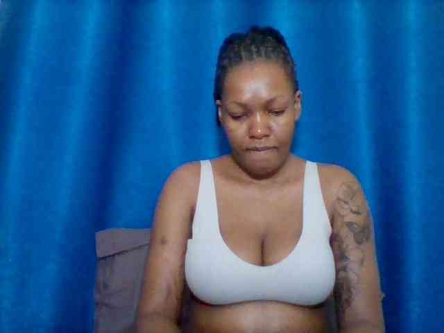 Sexyapple2002 webcam