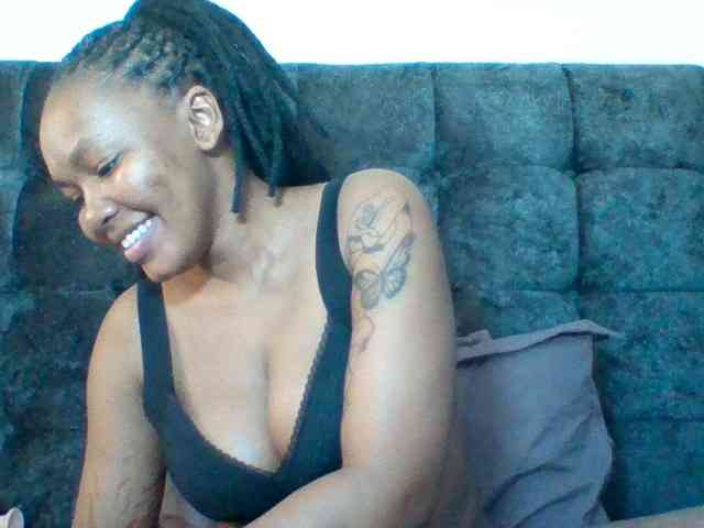 Sexyapple2002 webcam