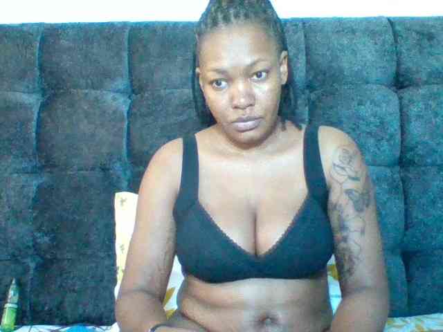 Sexyapple2002 webcam