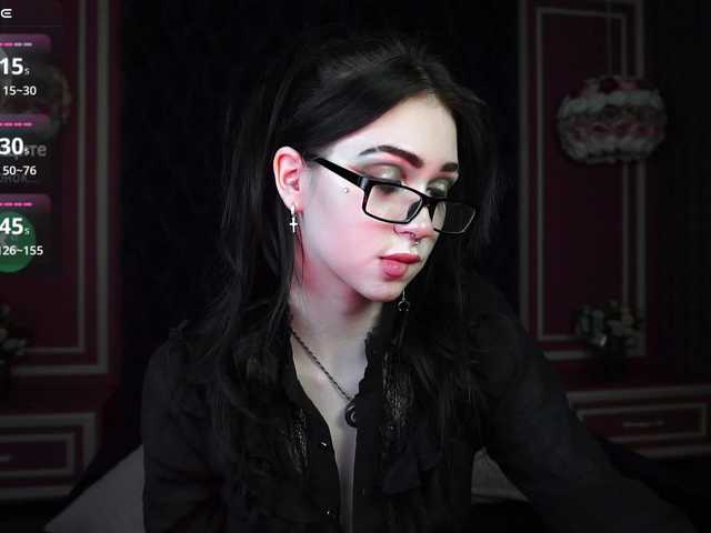 JuicyJess's BongaCams show and profile