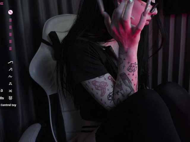 JuicyJess live cam on BongaCams