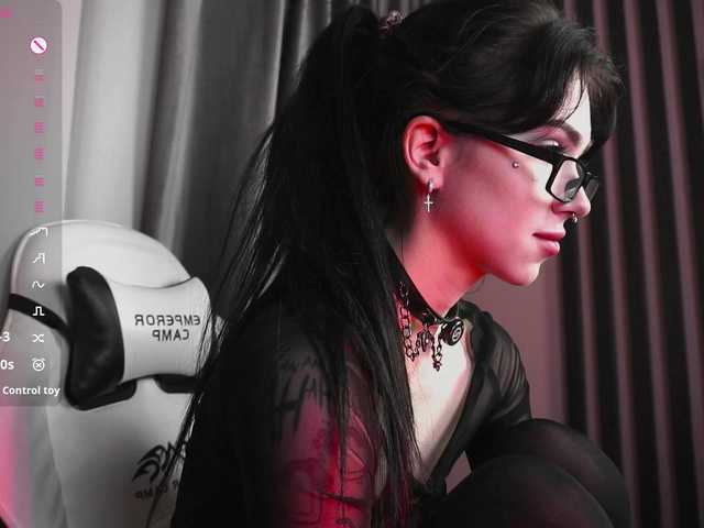 JuicyJess live cam on BongaCams