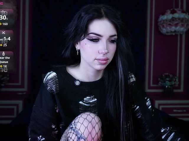 JuicyJess, live now on BongaCams