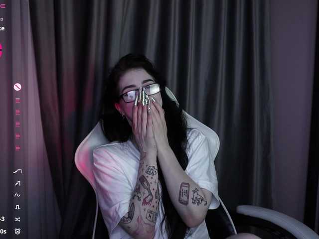 JuicyJess live cam on BongaCams