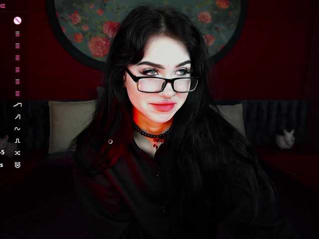 JuicyJess live cam on BongaCams