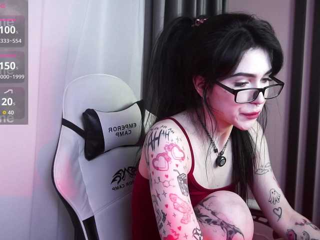 JuicyJess live cam on BongaCams
