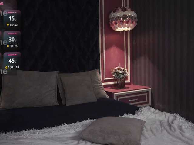 JuicyJess live cam on BongaCams