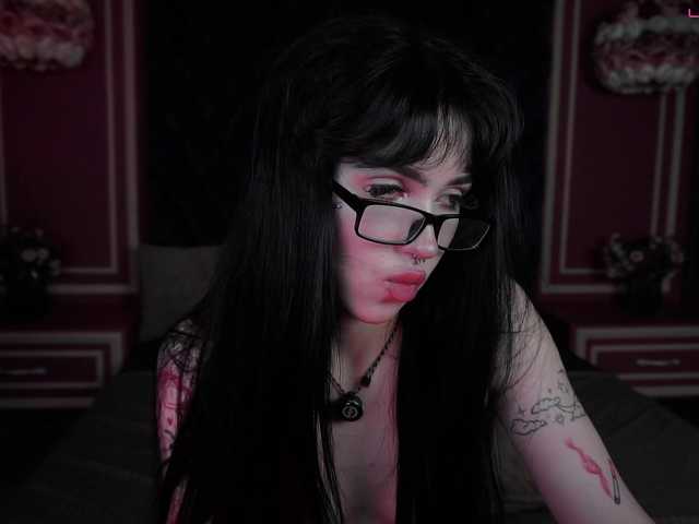 JuicyJess live cam on BongaCams