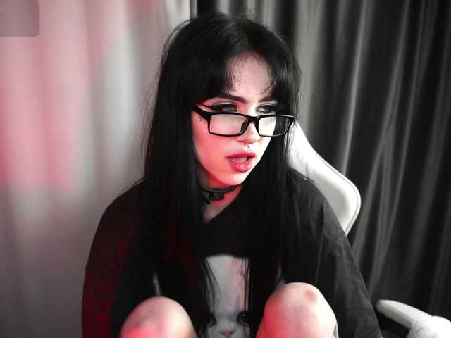 JuicyJess live webcam show
