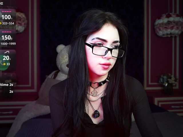 JuicyJess's BongaCams show and profile