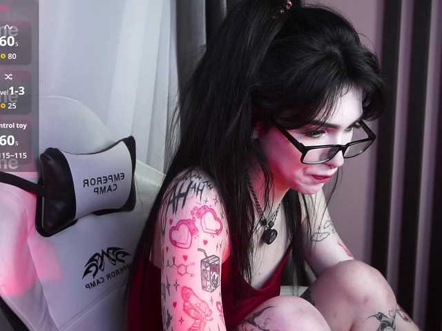 JuicyJess live cam on BongaCams