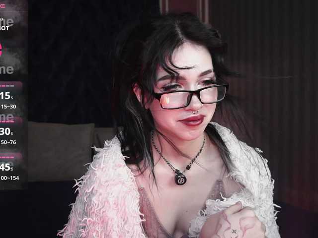 JuicyJess live cam on BongaCams