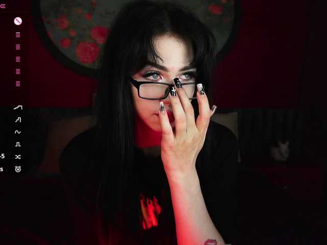 JuicyJess live cam on BongaCams