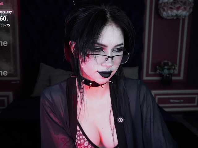 JuicyJess live cam on BongaCams