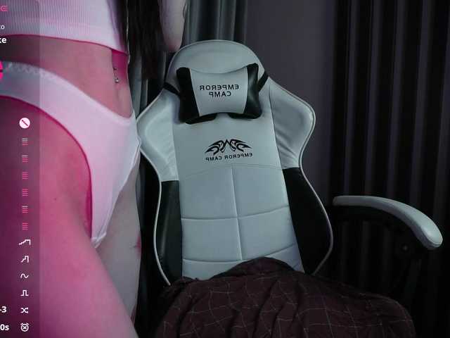 JuicyJess live cam on BongaCams