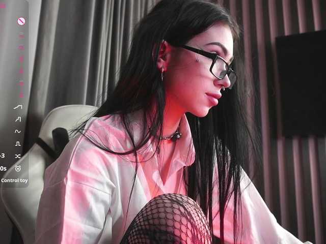 JuicyJess live cam on BongaCams