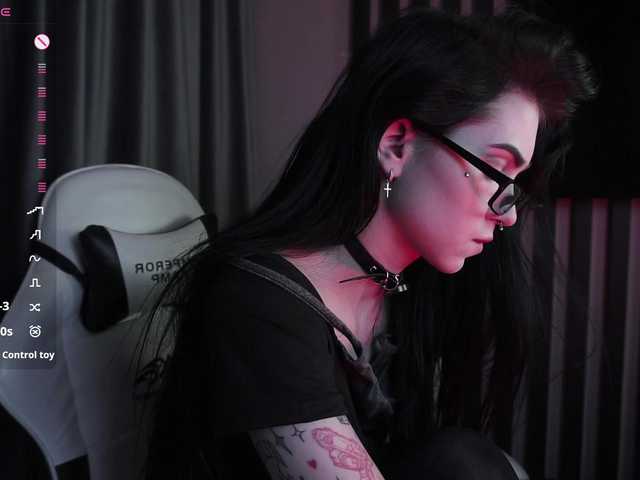 JuicyJess live cam on BongaCams