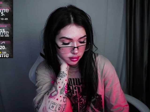 JuicyJess live cam on BongaCams