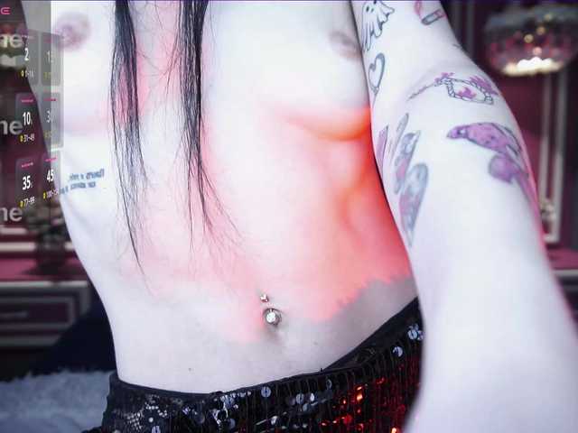 JuicyJess live cam on BongaCams