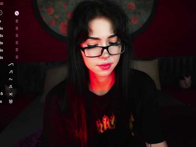 JuicyJess live cam on BongaCams
