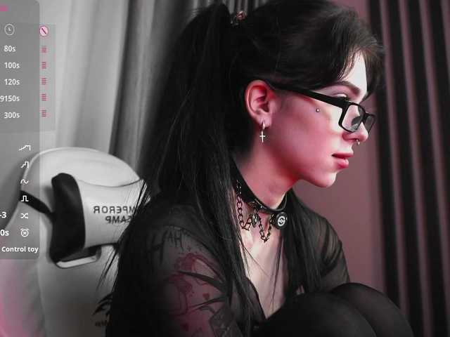 JuicyJess live cam on BongaCams