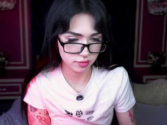 JuicyJess live cam on BongaCams