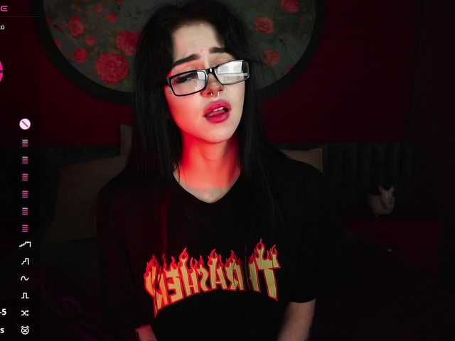 JuicyJess live webcam show