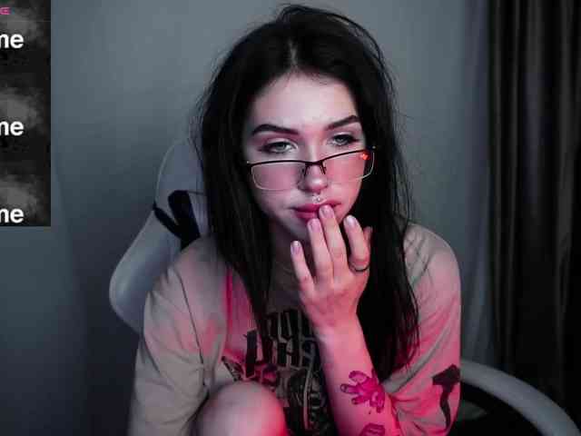 JuicyJess webcam