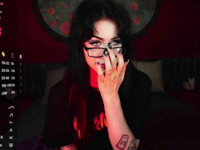 JuicyJess webcam
