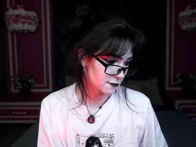JuicyJess webcam