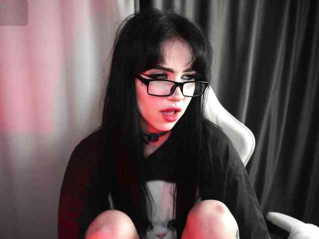JuicyJess webcam