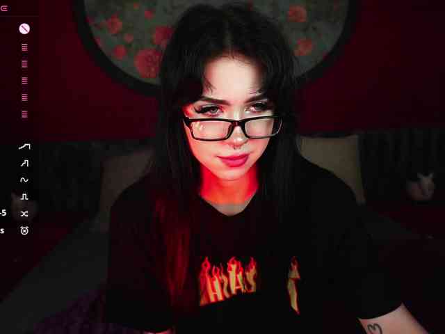 JuicyJess webcam