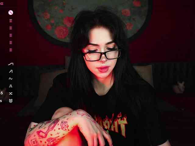 JuicyJess webcam