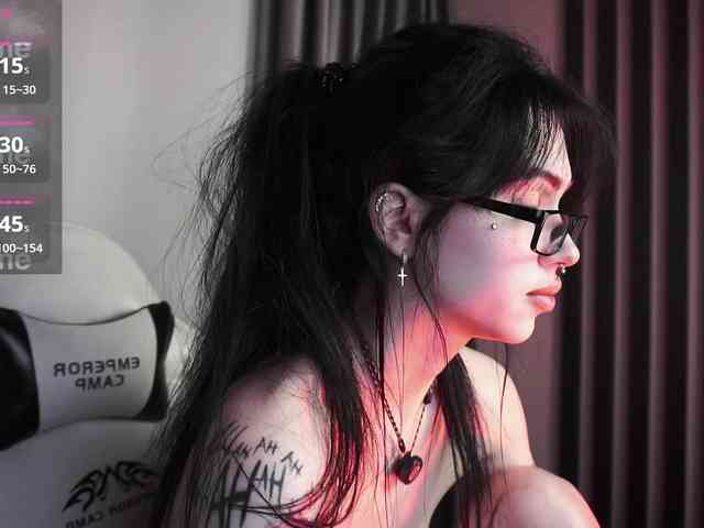 JuicyJess webcam