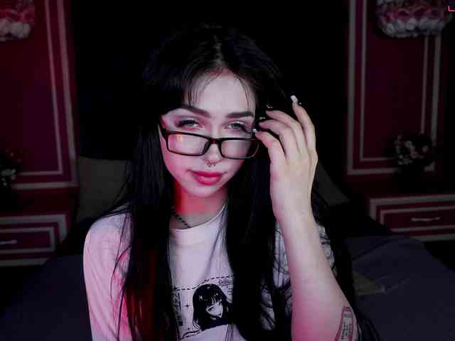JuicyJess webcam