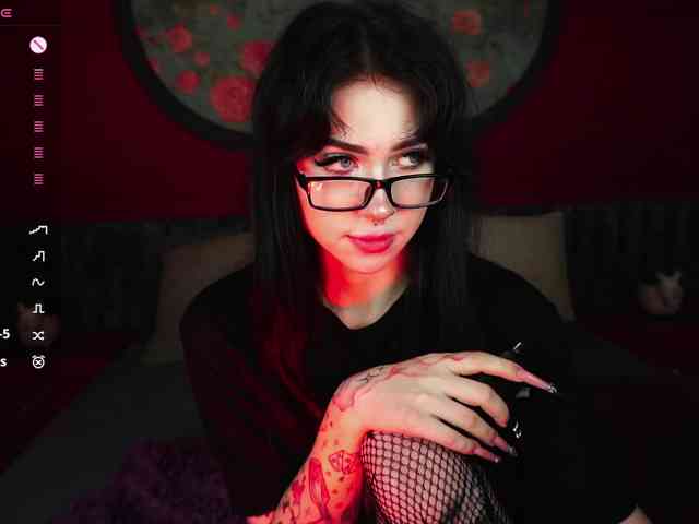 JuicyJess webcam
