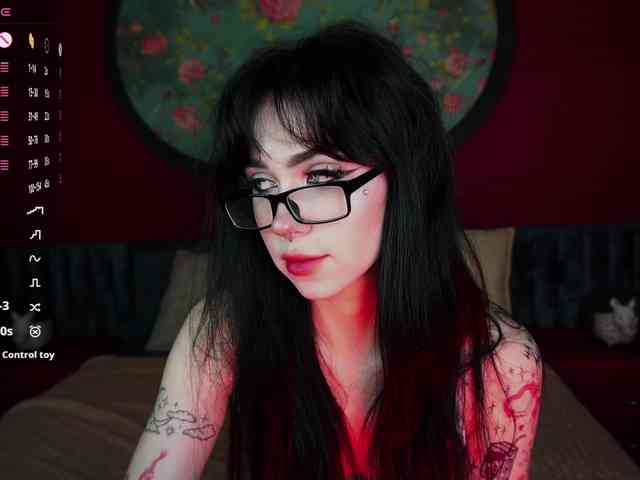 JuicyJess webcam