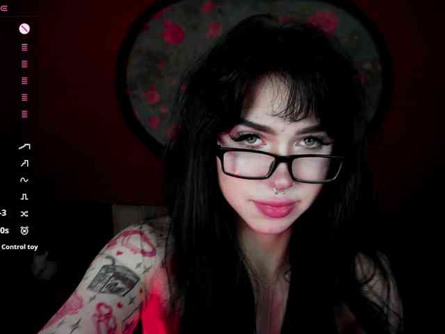 JuicyJess webcam