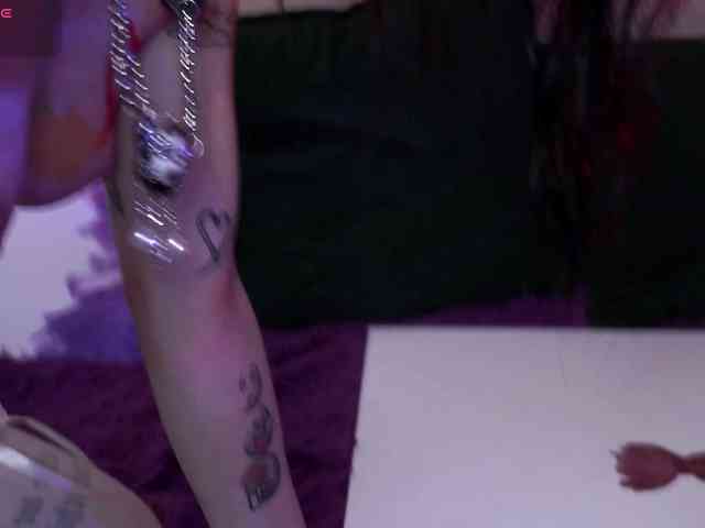 JuicyJess webcam