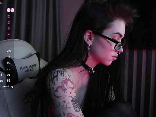 JuicyJess - Girl 