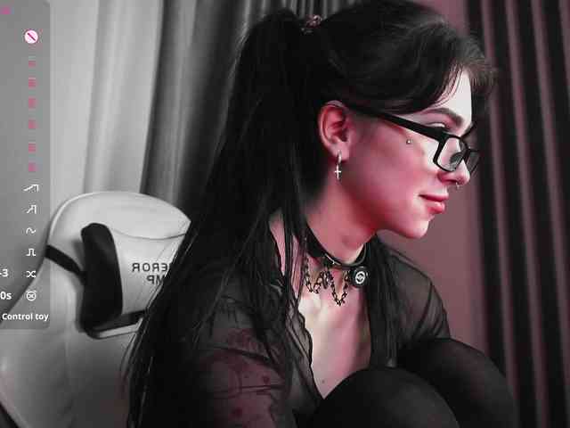 JuicyJess webcam