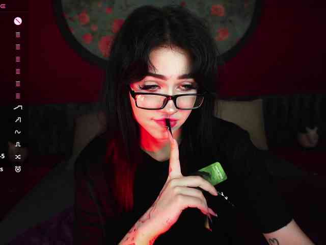 JuicyJess webcam